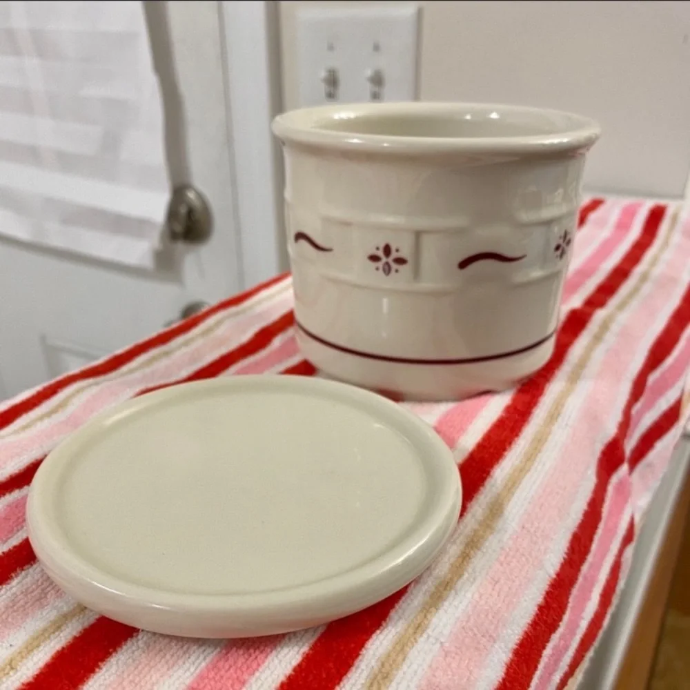 Longaberger Cream Ceramic 1 Pint Crock Red Trim Matching Lid Collectible